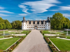 Schloss Neuhaus bei Paderborn mit dem prachtvollen Barockgarten © Teutoburger Wald Tourismus, P. Gawandtka